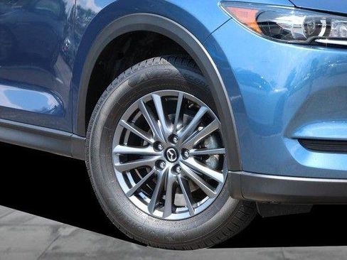 Used 2021 MAZDA CX-5 Touring FWD image 3
