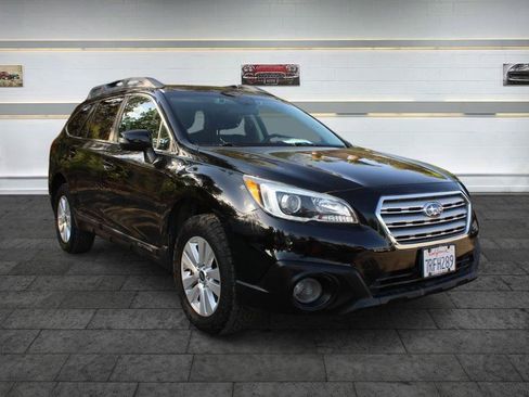 Used 2016 Subaru Outback 2.5i Premium AWD/4WD image 1