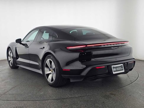 Used 2023 Porsche Taycan w/ Premium Package image 3