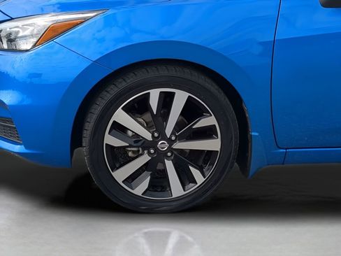 Used 2022 Nissan Versa SR w/ Convenience Package image 20