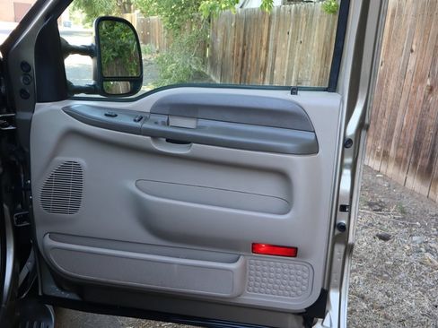 Used 2002 Ford F250 XL AWD/4WD image 25