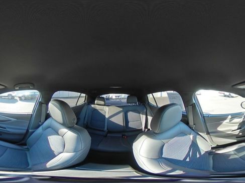 Used 2025 Buick Envista Preferred image 41