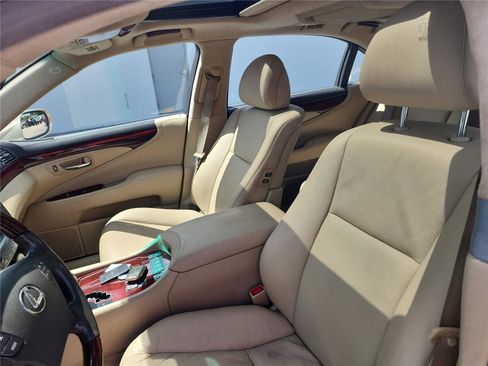 Used 2008 Lexus LS 600h L image 13
