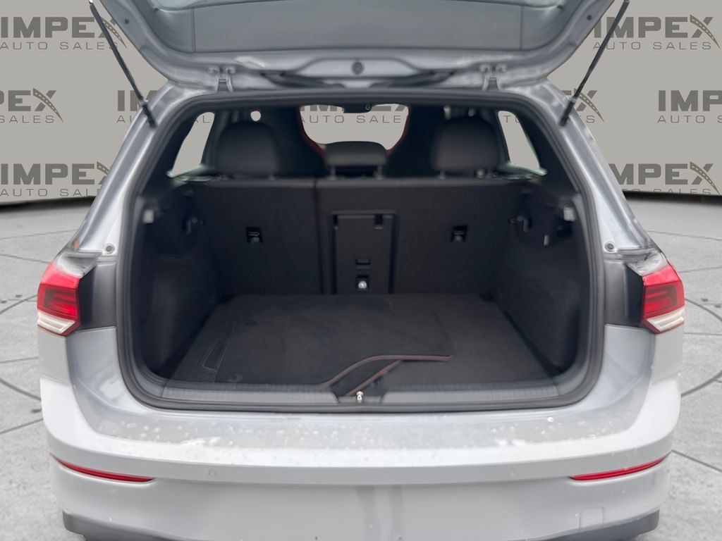 Used 2022 Volkswagen GTI SE FWD image 23