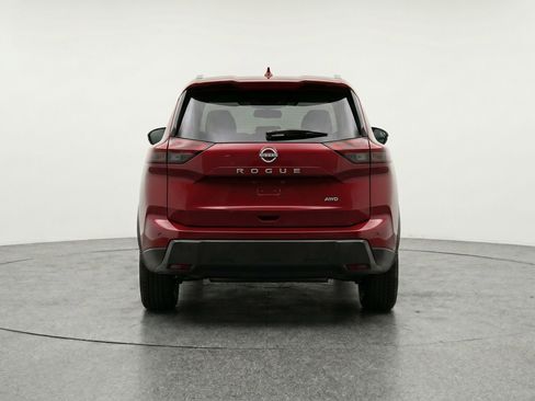 Used 2025 Nissan Rogue SV FWD image 7