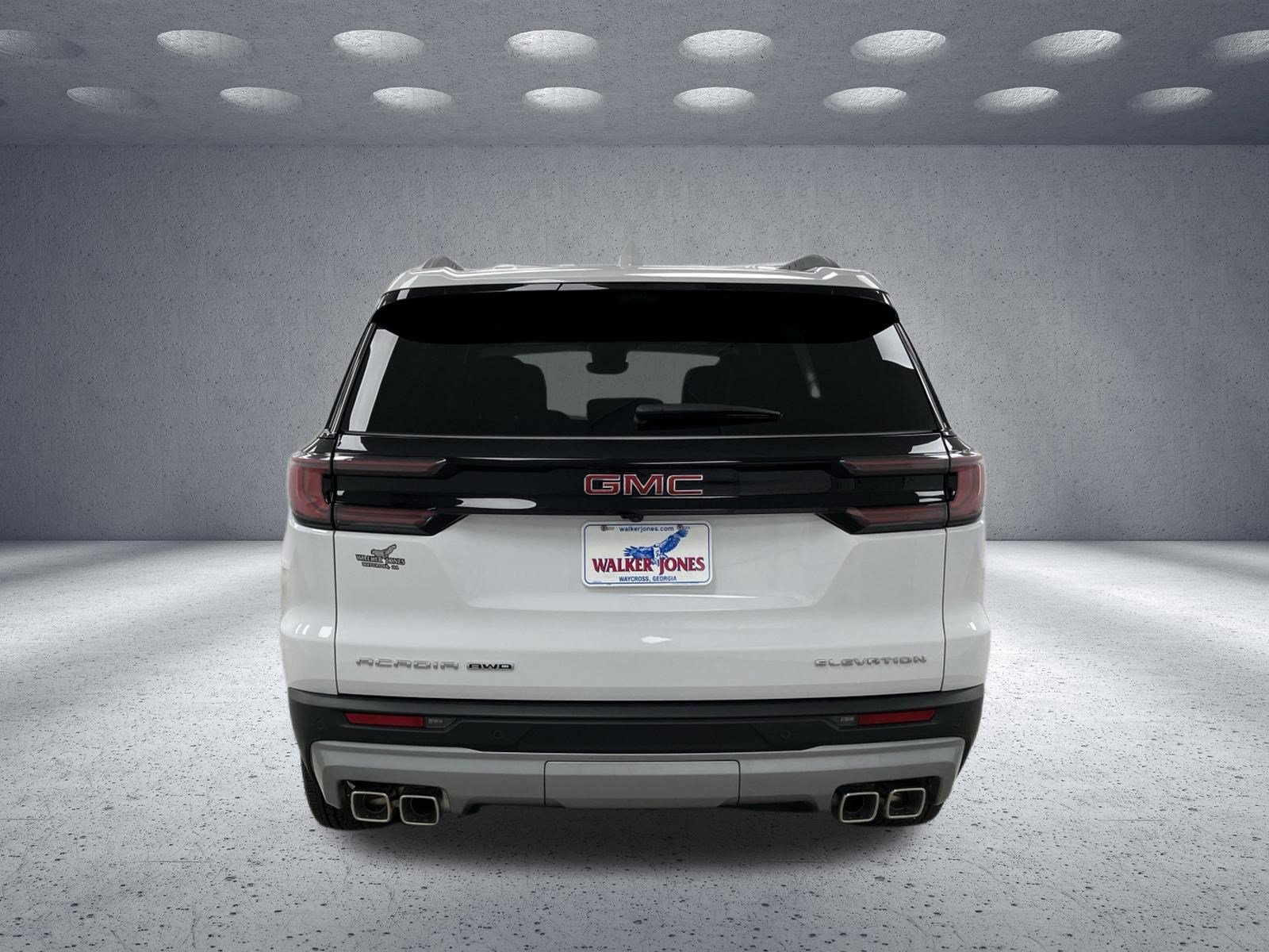 Used 2026 GMC Acadia Elevation w/ Elevation Premium Package AWD/4WD image 4