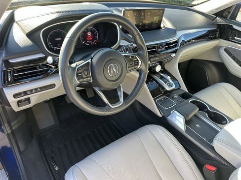 Certified 2023 Acura MDX SH-AWD w/ Technology Package image 2