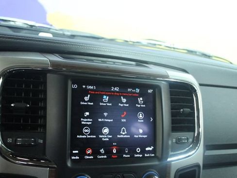 Used 2018 RAM 1500 Laramie AWD/4WD image 19