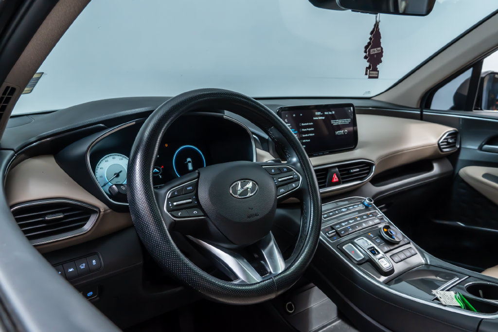 Used 2023 Hyundai Santa Fe Limited AWD/4WD image 4