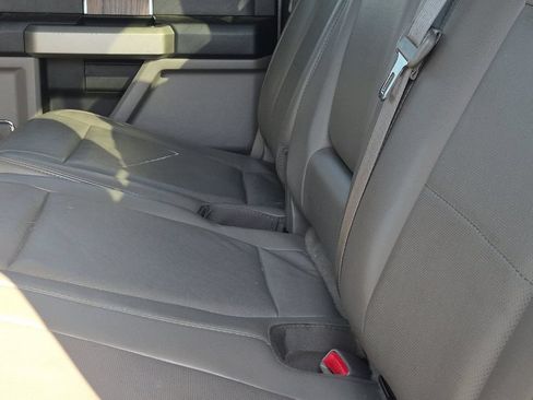 Used 2015 Ford F150 Lariat w/ Equipment Group 502A Luxury RWD image 8