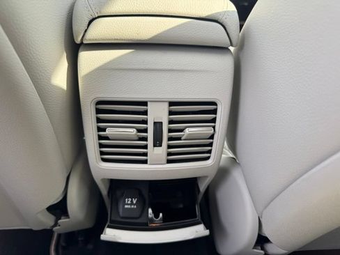 Used 2014 Mercedes-Benz CLA 250 image 19
