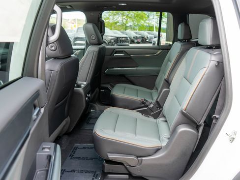 New 2026 GMC Acadia AT4 AWD/4WD image 14