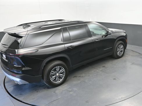 Certified 2026 Chevrolet Traverse LT FWD image 48