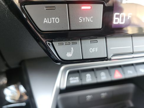 Used 2023 Audi A3 2.0T Premium image 8