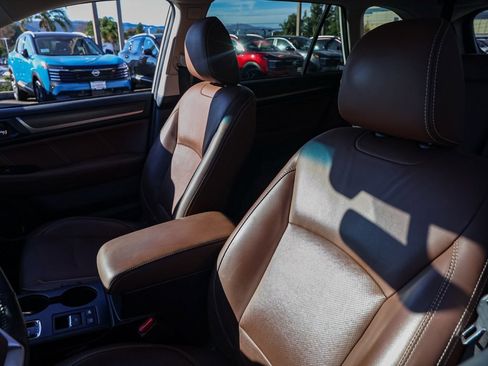 Used 2019 Subaru Outback 3.6R Touring w/ Popular Package #3A image 15