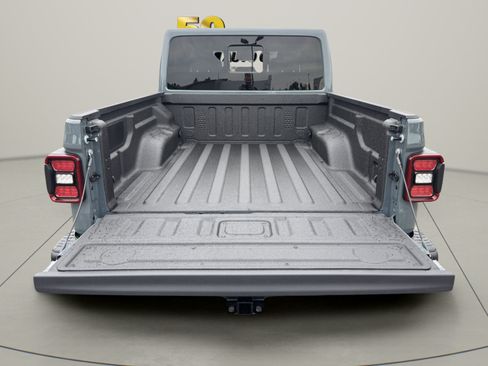 New 2026 Jeep Gladiator Rubicon w/ Safety Group AWD/4WD image 11