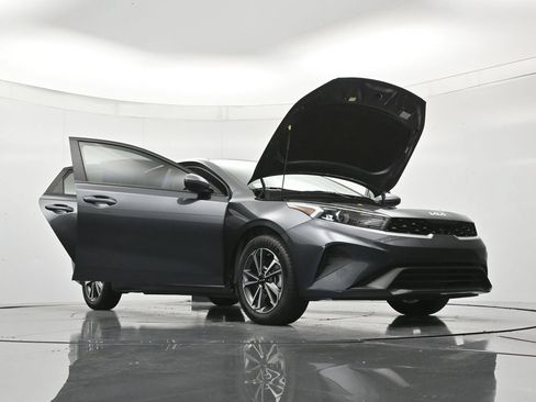 Used 2023 Kia Forte LXS FWD image 49