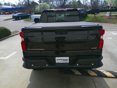 Used 2024 Chevrolet Silverado 1500 LTZ w/ LTZ Premium Package image 11