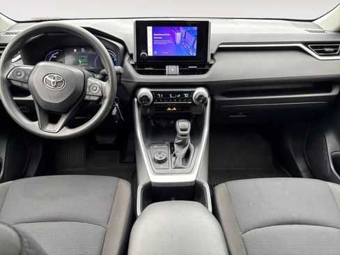 Used 2024 Toyota RAV4 LE AWD/4WD image 10