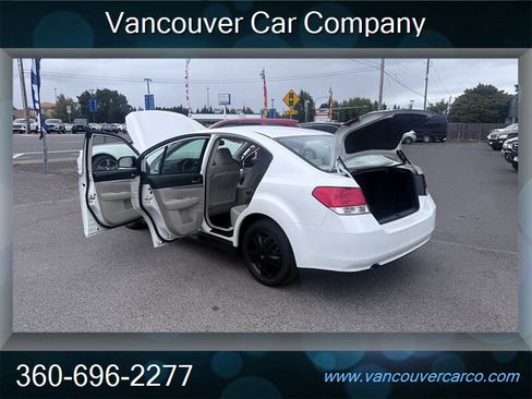 Used 2013 Subaru Legacy 2.5i AWD/4WD image 32