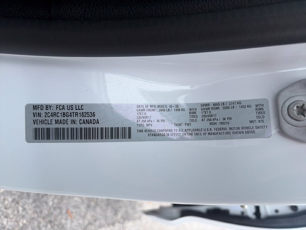 Used 2026 Chrysler Pacifica Select FWD image 29