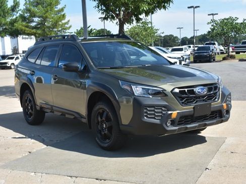 Used 2024 Subaru Outback Wilderness w/ Wilderness Package AWD/4WD image 3