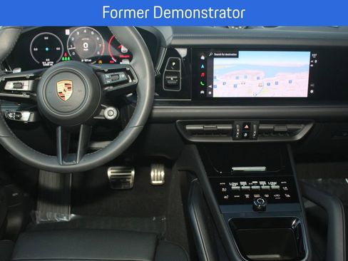 Certified 2026 Porsche Cayenne GTS AWD/4WD image 6