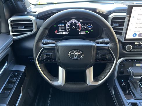 Used 2024 Toyota Sequoia Platinum image 28