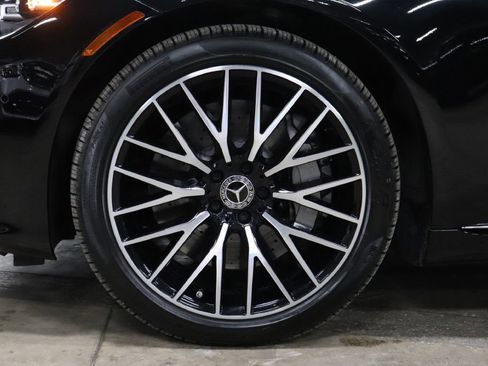Used 2023 Mercedes-Benz S 580 4MATIC Sedan image 38