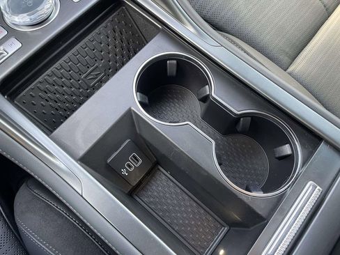 Used 2025 Lincoln Nautilus Reserve image 22