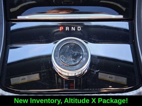 Certified 2025 Jeep Grand Cherokee Altitude AWD/4WD image 25
