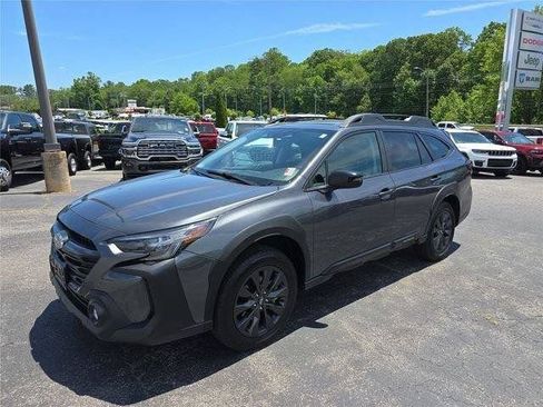 Used 2025 Subaru Outback Onyx Edition AWD/4WD image 9