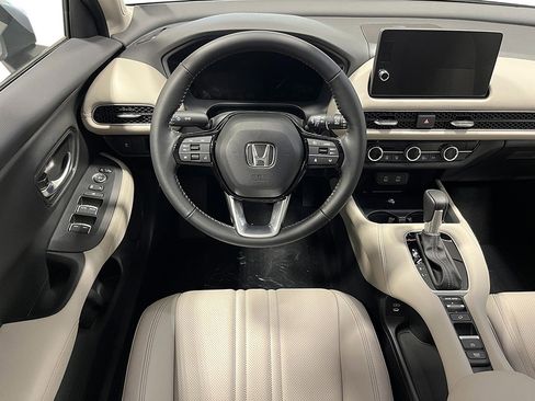 New 2026 Honda HR-V EX-L image 23