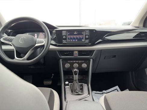 Used 2024 Volkswagen Taos S image 12