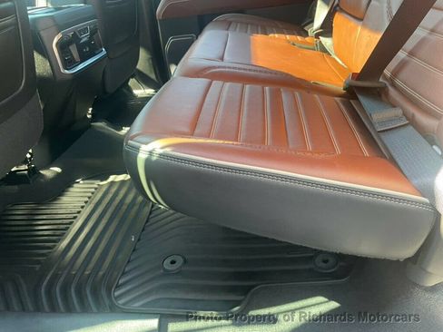 Used 2023 GMC Sierra 1500 Denali Ultimate AWD/4WD image 19