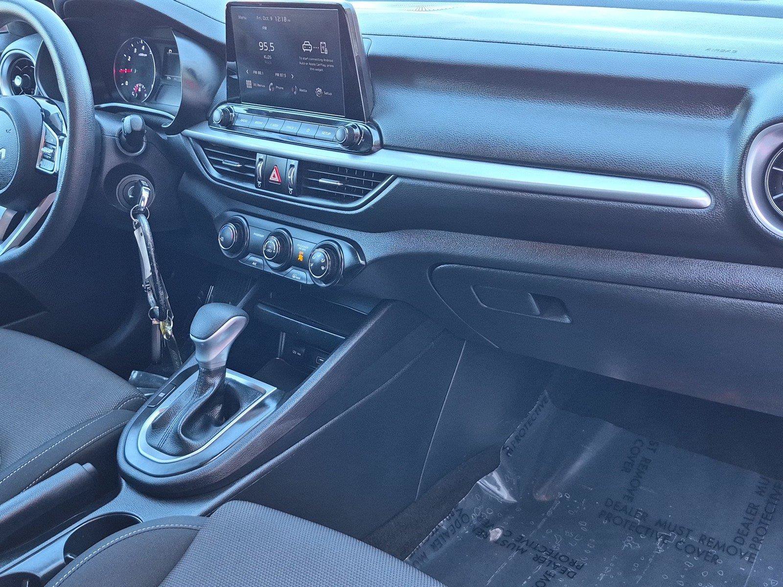 Used 2024 Kia Forte LXS w/ LXS Technology Package FWD image 11