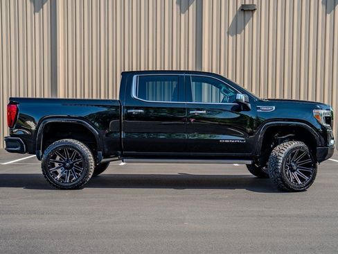 Used 2022 GMC Sierra 1500 Denali w/ Denali Premium Package AWD/4WD image 2
