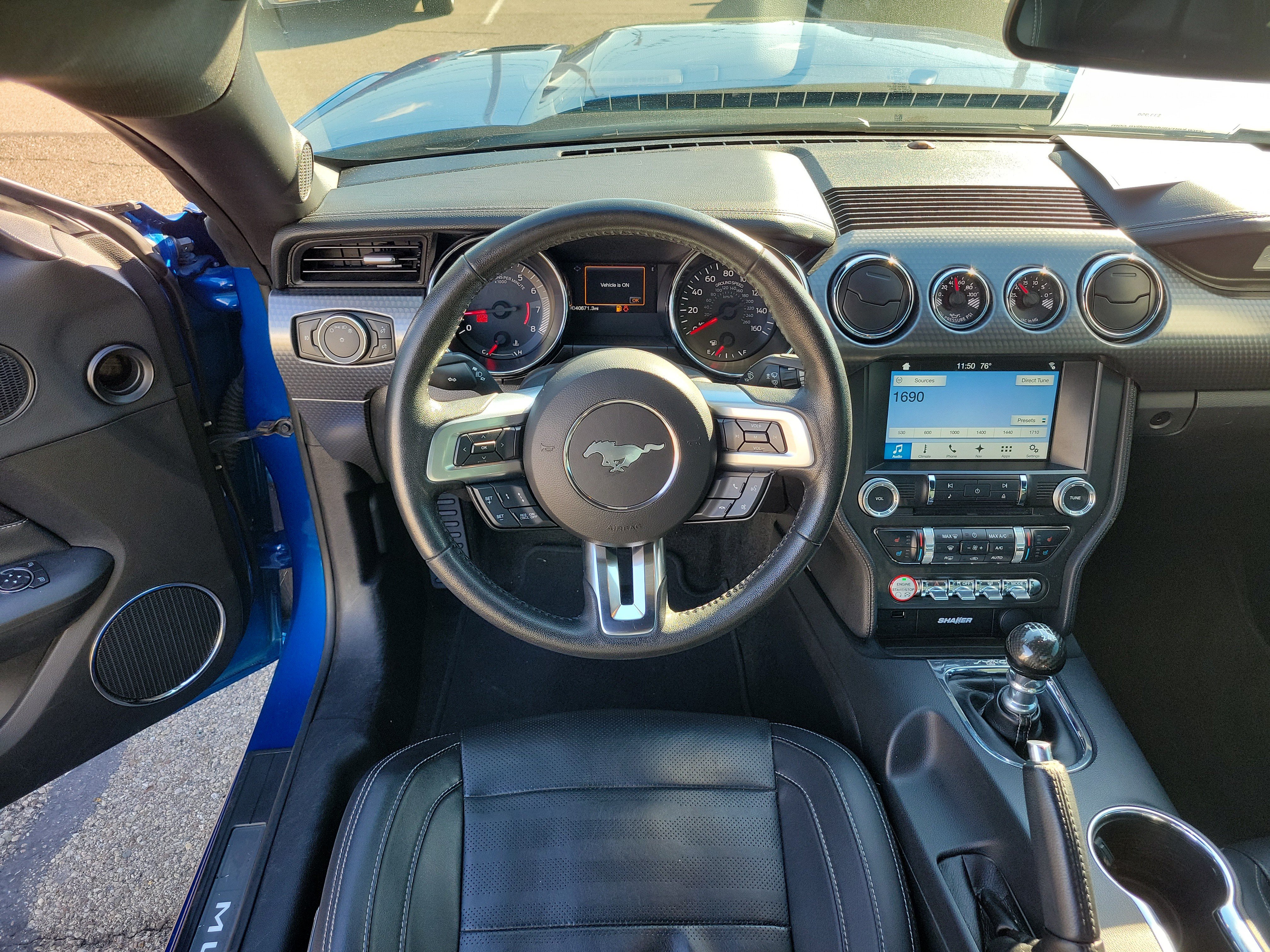 Used 2017 Ford Mustang GT Premium w/ GT Performance Package RWD image 10