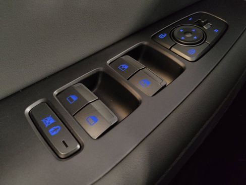 Used 2020 Hyundai Palisade SEL w/ Premium Package FWD image 27