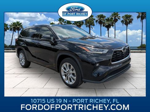 Used 2023 Toyota Highlander Limited FWD image 1