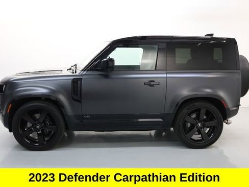Used 2023 Land Rover Defender 90 V8 AWD/4WD image 3
