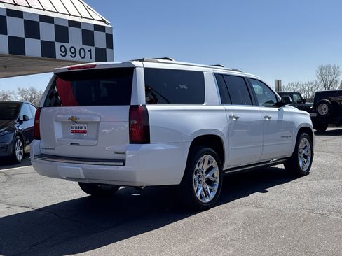 Used 2017 Chevrolet Suburban Premier image 7