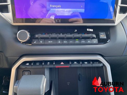 New 2026 Toyota Tundra Platinum AWD/4WD image 17