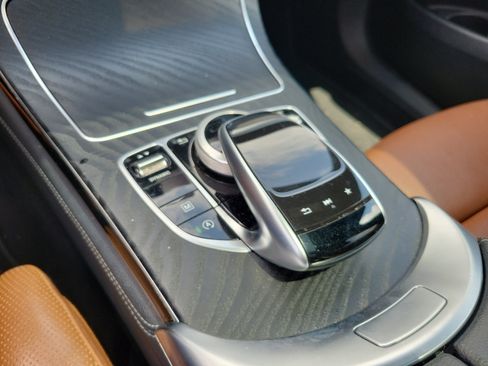 Used 2017 Mercedes-Benz GLC 300 image 14