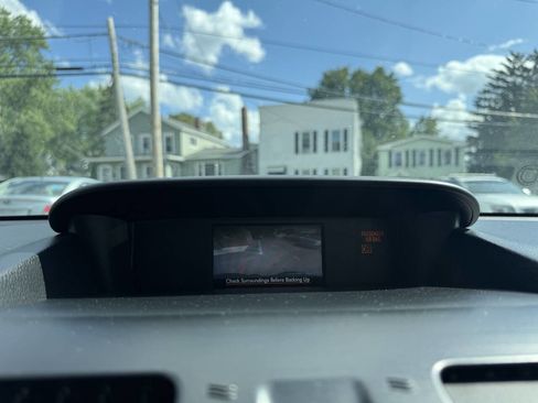 Used 2015 Subaru Forester 2.5i Premium w/ All-Weather Package image 18