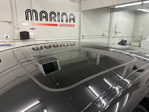 Used 2023 BMW 540i xDrive w/ Premium Package image 27