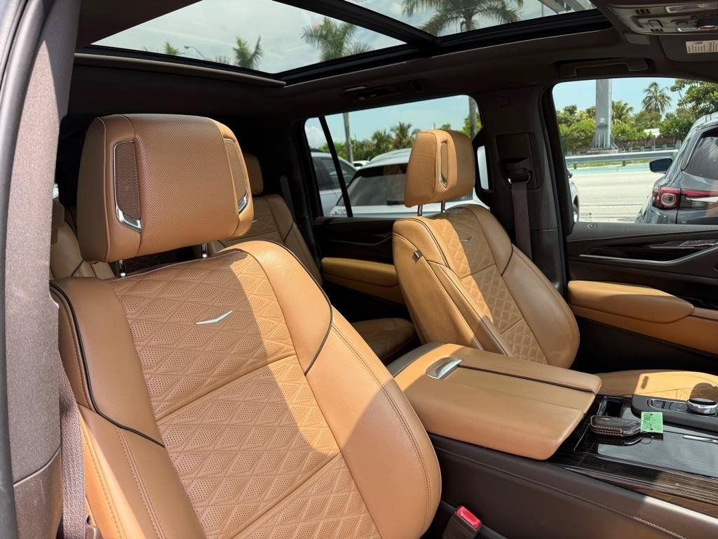 Used 2022 Cadillac Escalade ESV Sport w/ Touring Package AWD/4WD image 50