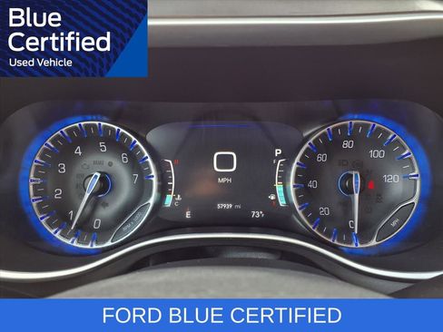 Used 2024 Chrysler Pacifica Touring-L image 15