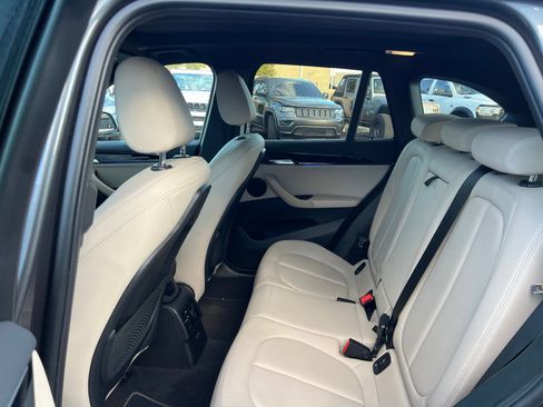Used 2020 BMW X1 sDrive28i w/ Convenience Package FWD image 24