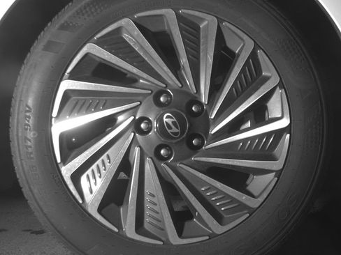 Used 2025 Hyundai Sonata SEL FWD image 13